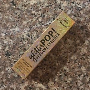 Too Faced glitter liner